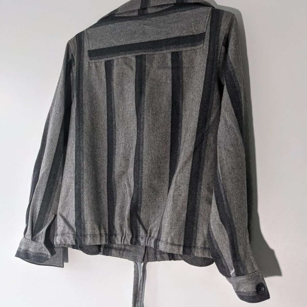 Vintage Mirella Knits Grey Striped Wool Jacket Size 42 - Made in Italy - Picture 3 of 3